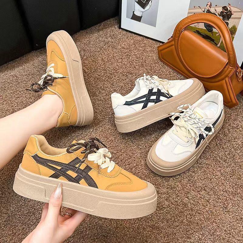 Dirty-resistant versatile moral training 2025 popular breathable student sports shoes trendy board shoes super soft new casual little white shoes 35
Dirty-resistant versatile moral training 2025 popular breathable student sports shoes trendy board shoes super soft new casual little white shoes 35