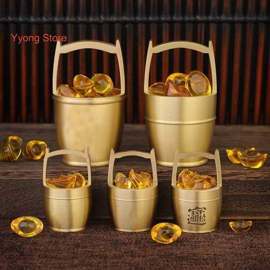 Латунное ведро Компактный Lucky-fortune Craft Мини Медная посуда Золотое ведро Фэн-Шуй Украшение Настольный декор
Латунное ведро Компактный Lucky-fortune Craft Мини Медная посуда Золотое ведро Фэн-Шуй Украшение Настольный декор