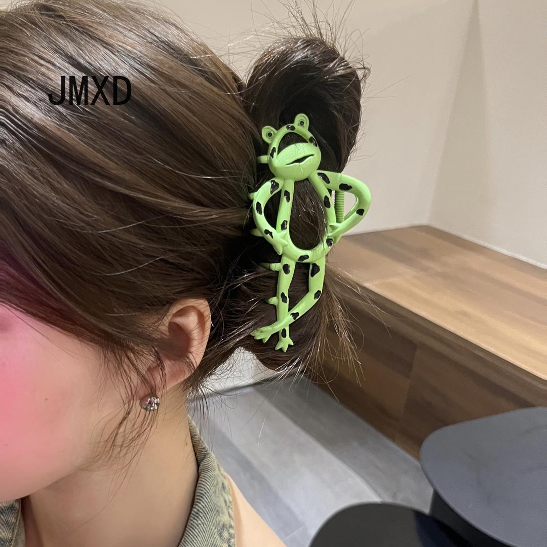 Мультяшная заколка для волос с одинокой лягушкой, женская заколка для ловли дофамина, заколка для волос на голове, заколка для акулы, головной убор, забавная заколка.
Мультяшная заколка для волос с одинокой лягушкой, женская заколка для ловли дофамина, заколка для волос на голове, заколка для акулы, головной убор, забавная заколка.