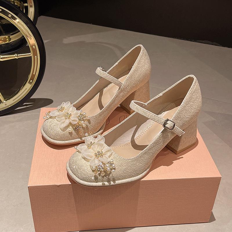 Fairy style square root high heels for women s spring new popular models with French Mary Jane high heels for women 39 абрикосовый
Fairy style square root high heels for women s spring new popular models with French Mary Jane high heels for women 39 абрикосовый