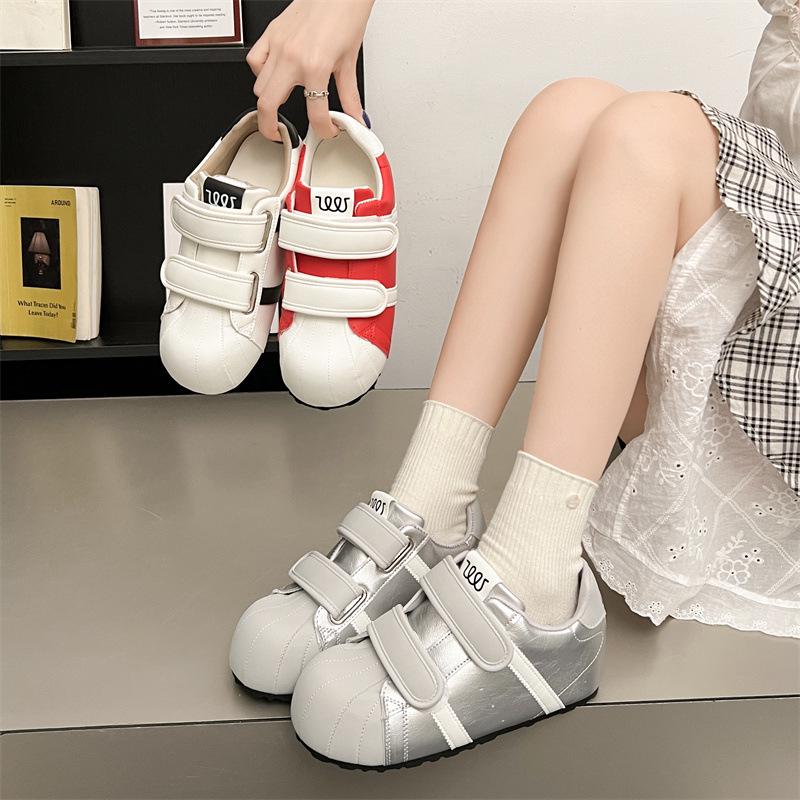 Трендовые осенние туфли Magic Shell: Легкие, Толстая подошва, Универсальные, Массивные, Милые и Уникальные Кэжуал для 2025 года 37 серебряный
Трендовые осенние туфли Magic Shell: Легкие, Толстая подошва, Универсальные, Массивные, Милые и Уникальные Кэжуал для 2025 года 37 серебряный