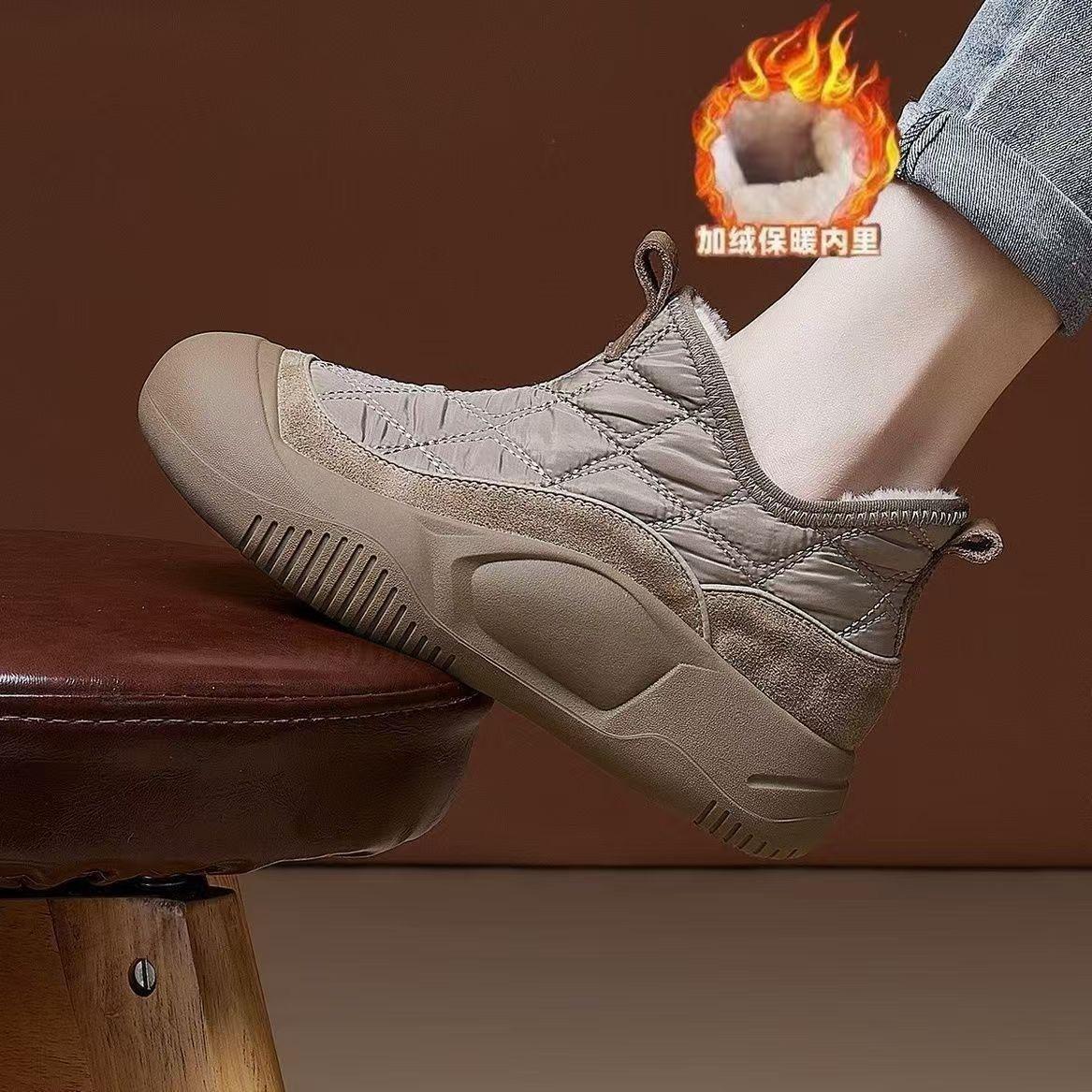 Winter new short boots women s cotton shoes piled thickened warm snow boots casual cotton boots new 40
Winter new short boots women s cotton shoes piled thickened warm snow boots casual cotton boots new 40