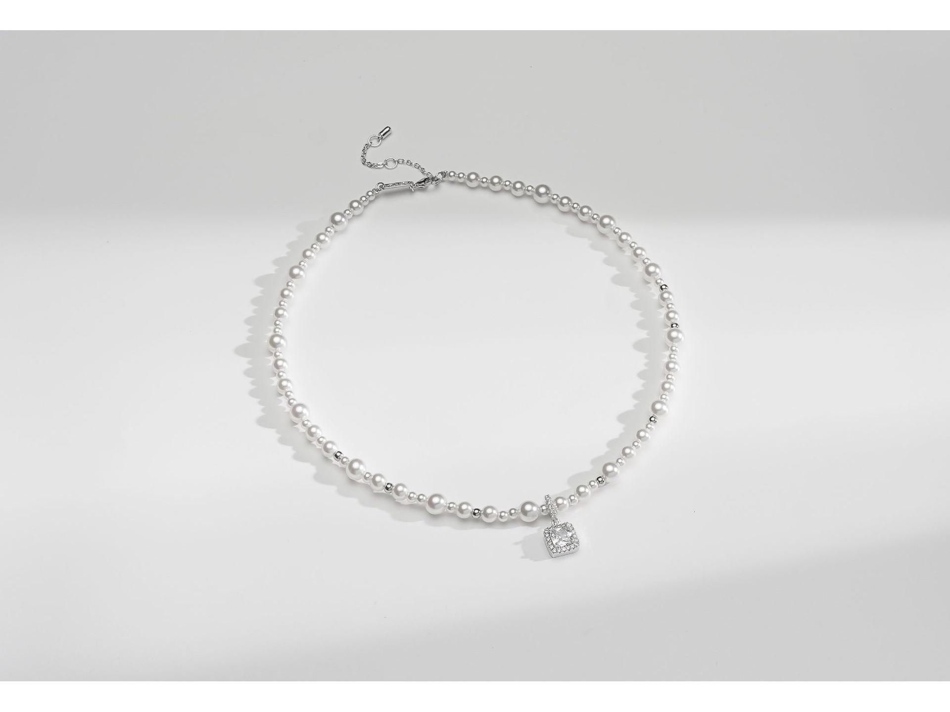 Намисто HEFANG Bubble Sugar Cube - елегантний, простий, легкий розкішний дизайн для жінок, ідеальний для осені та зими
Намисто HEFANG Bubble Sugar Cube - елегантний, простий, легкий розкішний дизайн для жінок, ідеальний для осені та зими