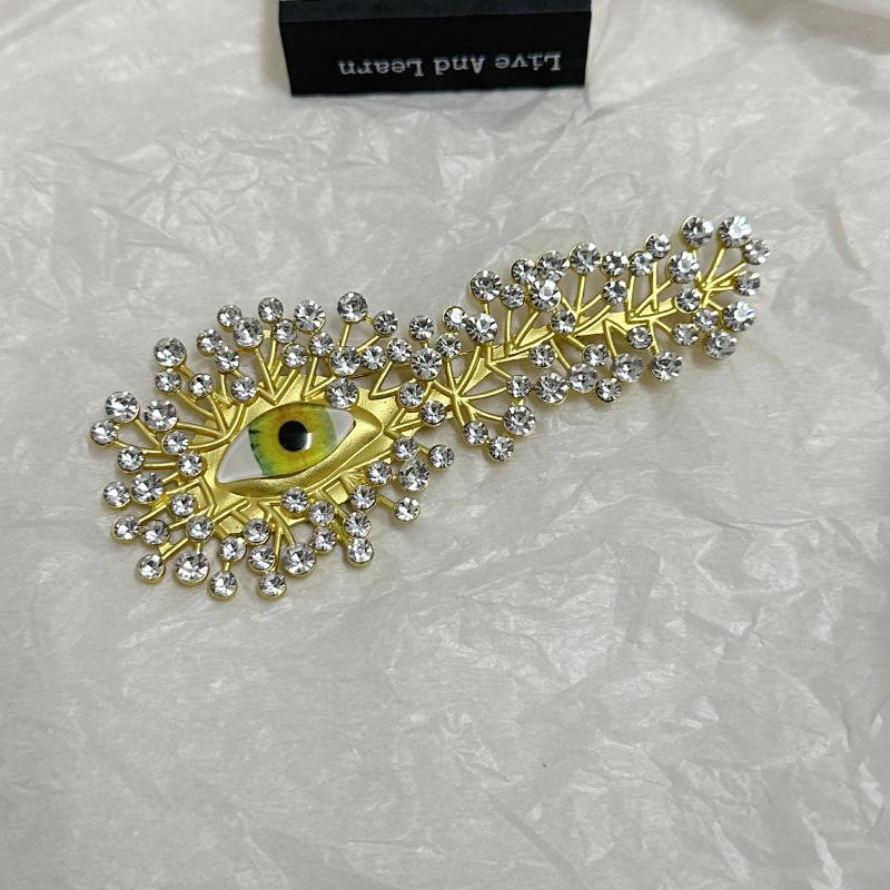 Французский Ретро Уникальная Личность Флэш Бриллиант Цыганские Ветви Дерева Глаз Дьявола Брошь Преувеличенный Темперамент Одежда Корсаж Женщина
Французский Ретро Уникальная Личность Флэш Бриллиант Цыганские Ветви Дерева Глаз Дьявола Брошь Преувеличенный Темперамент Одежда Корсаж Женщина