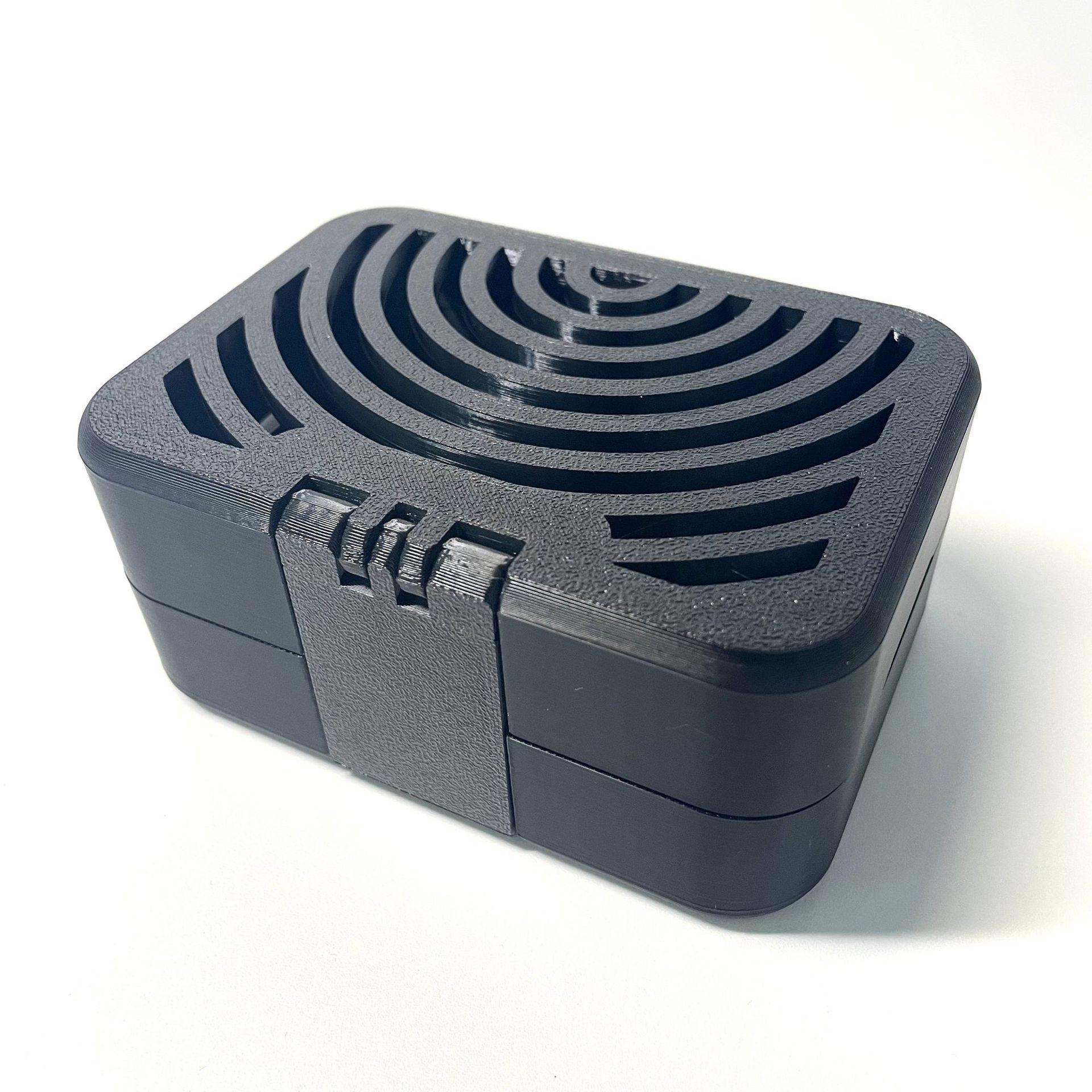 3D Printed Minimalist Car Air Freshener Box for Effective Odor Removal, Suitable for Soap and Solid Perfume. чёрный
3D Printed Minimalist Car Air Freshener Box for Effective Odor Removal, Suitable for Soap and Solid Perfume. чёрный