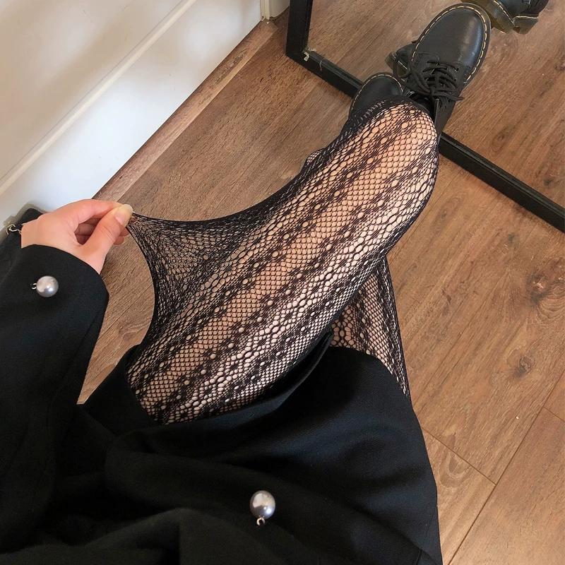 Nylon Elastic Anti-snagging High Waist Mesh Pantyhose Black Pattern Women Sexy Lace Fishnet Tights One Size чорний
Nylon Elastic Anti-snagging High Waist Mesh Pantyhose Black Pattern Women Sexy Lace Fishnet Tights One Size чорний