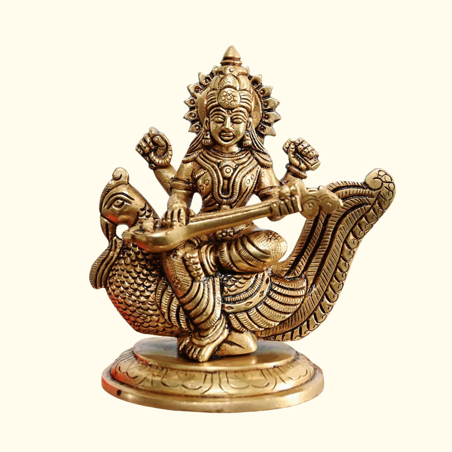 Статуетка Богині Сарасваті Деві, Ручна робота, Сидить на Лебеді, з Віною, Розмір - 4,5 дюйма
Статуетка Богині Сарасваті Деві, Ручна робота, Сидить на Лебеді, з Віною, Розмір - 4,5 дюйма