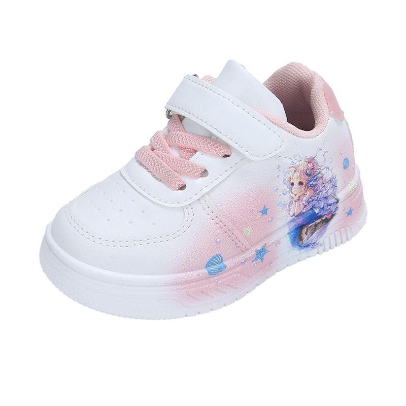Girls sports shoes children s casual shoes 2025 spring and autumn new children s cartoon soft baseplate shoes versatile white shoes 20-25 yards, 6 pairs in one hand розовый
Girls sports shoes children s casual shoes 2025 spring and autumn new children s cartoon soft baseplate shoes versatile white shoes 20-25 yards, 6 pairs in one hand розовый