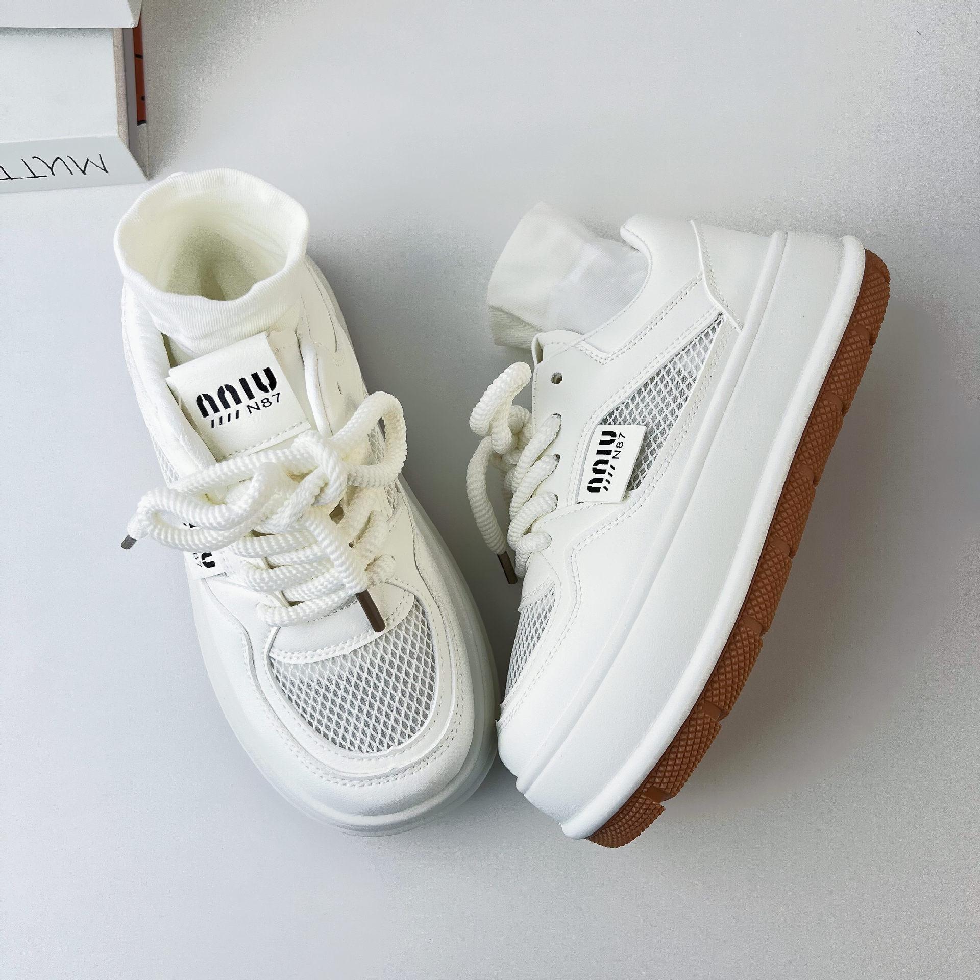 Студенческая женская обувь Маленькие белые туфли Повседневная обувь для сноуборда Универсальные модные туфли для одинарного ношения Спортивная обувь 40 бежевый
Студенческая женская обувь Маленькие белые туфли Повседневная обувь для сноуборда Универсальные модные туфли для одинарного ношения Спортивная обувь 40 бежевый