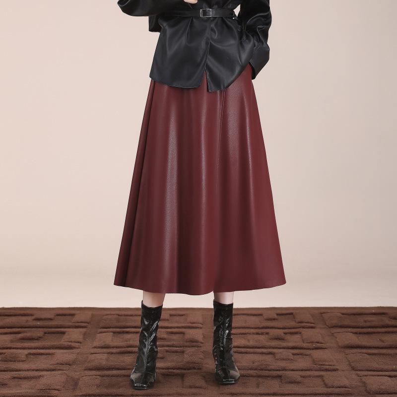 New Women s Slimming Lambskin A-line Midi Skirt - Over-the-Knee Umbrella Design with Elastic High Waist. M
New Women s Slimming Lambskin A-line Midi Skirt - Over-the-Knee Umbrella Design with Elastic High Waist. M