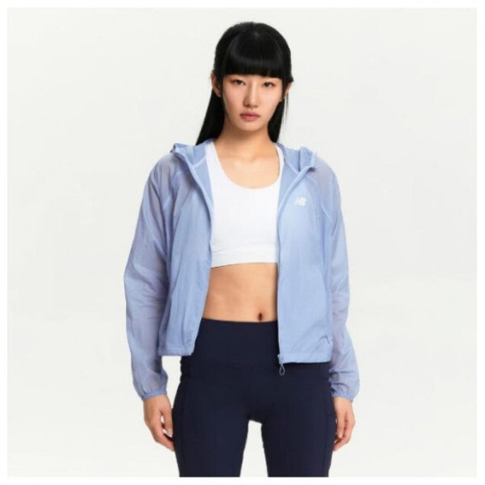 New Balance Windbreaker Rqk Nbnme2w512 51 Women Ultralight Ripstop Woven Windbreaker Blue series/85
New Balance Windbreaker Rqk Nbnme2w512 51 Women Ultralight Ripstop Woven Windbreaker Blue series/85