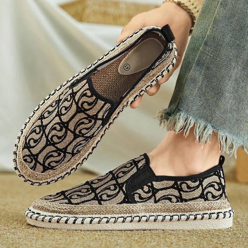 Men s Canvas Shoes Breathable Flat Bottomed Lightweight Fisherman s Shoes Bohemian Boat Shoes Embroidered Slip-on Loafers 44EU/CN45 чорний
Men s Canvas Shoes Breathable Flat Bottomed Lightweight Fisherman s Shoes Bohemian Boat Shoes Embroidered Slip-on Loafers 44EU/CN45 чорний