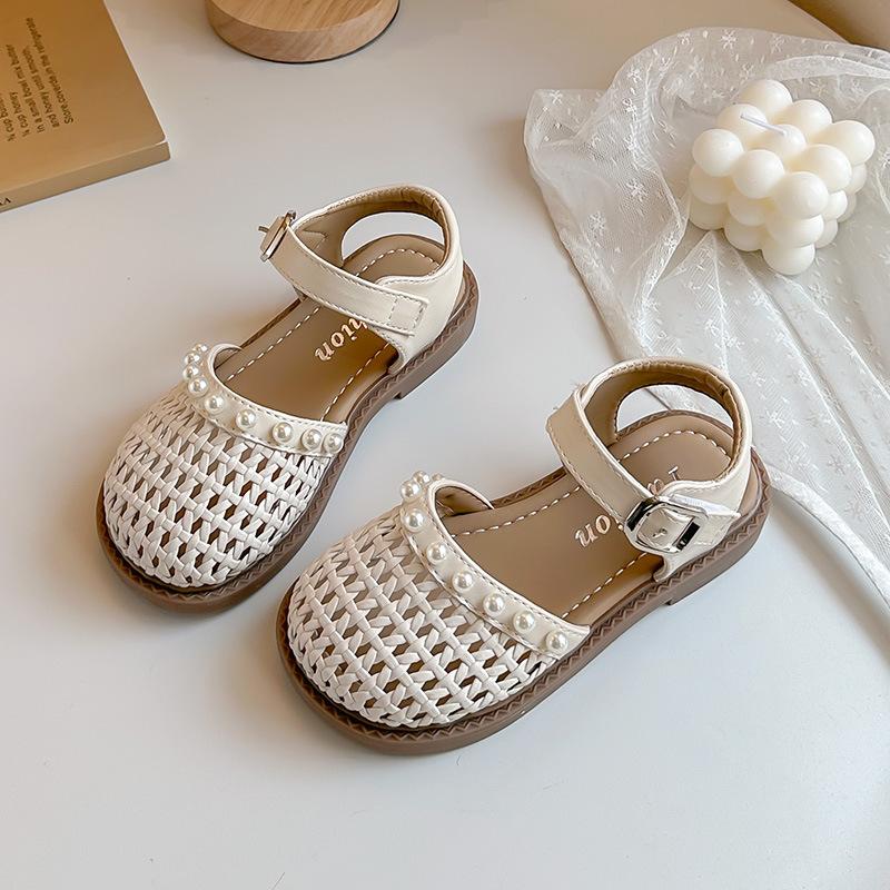 Girls woven hollow sandals for small, medium, and large children2026Summer Pearl Princess Sandals with Closed Toe for Beach Fashion 23-25Code one hand3Double бежевый
Girls woven hollow sandals for small, medium, and large children2026Summer Pearl Princess Sandals with Closed Toe for Beach Fashion 23-25Code one hand3Double бежевый