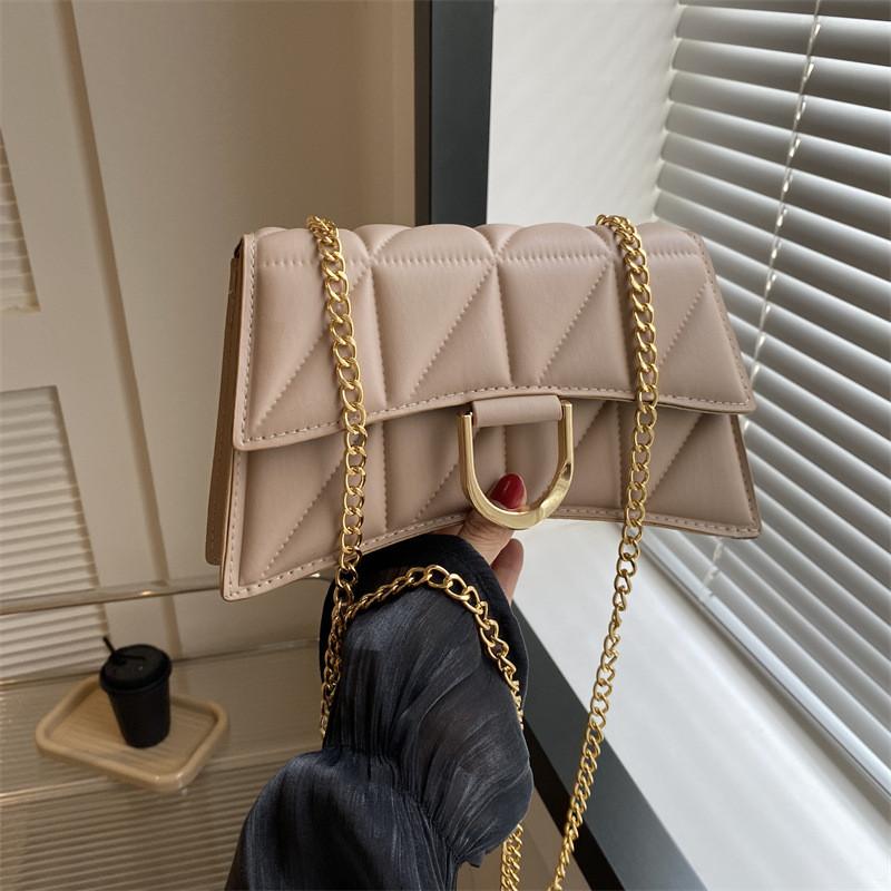 Stylish Women s Shoulder Bag In Black Brown White And Khaki For Casual Commuting хакі
Stylish Women s Shoulder Bag In Black Brown White And Khaki For Casual Commuting хакі