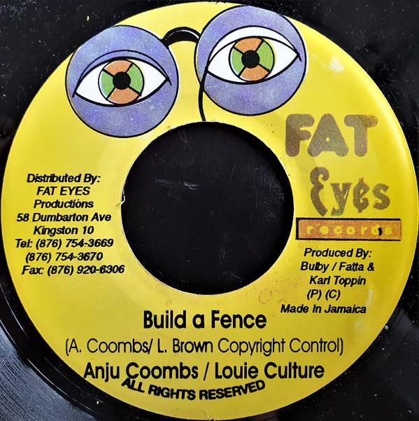 7inch Record ANDREW COOMBS & LOUIE CULTURE - Build A Fence NONE Fat Eyes Record 2004 Jamaica Reggae, Ska & Dub Used
7inch Record ANDREW COOMBS & LOUIE CULTURE - Build A Fence NONE Fat Eyes Record 2004 Jamaica Reggae, Ska & Dub Used