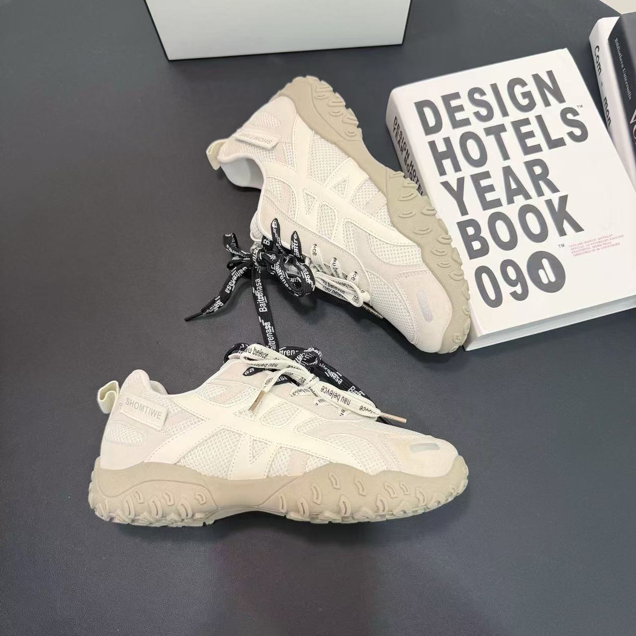 Han Lu~ Thick-soled inner height-increasing moral training shoes for women s 2025 autumn new versatile mesh sports and leisure shoes Forrest Gump shoe 40
Han Lu~ Thick-soled inner height-increasing moral training shoes for women s 2025 autumn new versatile mesh sports and leisure shoes Forrest Gump shoe 40