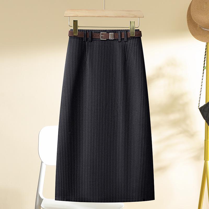 Petite Women s High-End Wool Blend Midi Skirt - Grey, Autumn/Winter 2024 Collection M сірий
Petite Women s High-End Wool Blend Midi Skirt - Grey, Autumn/Winter 2024 Collection M сірий