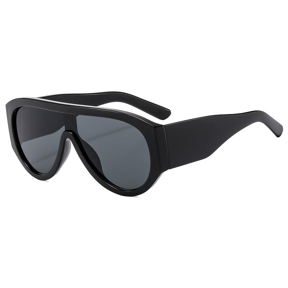 2026 New Vintage Big Frame Pilot Sunglasses for Women Fashion Luxury Sun Glasses Trendy Travel Photography Holiday Party Eyewear
2026 New Vintage Big Frame Pilot Sunglasses for Women Fashion Luxury Sun Glasses Trendy Travel Photography Holiday Party Eyewear