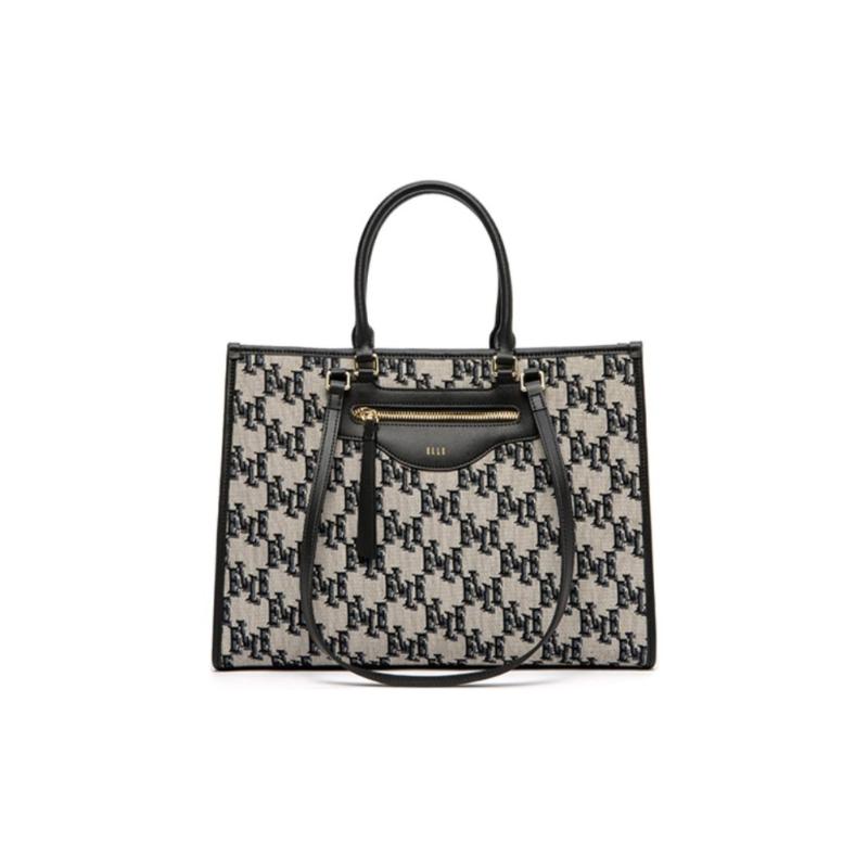 New ELLE Fabric Tote Bag, Multi Compartment, Fashion, One Shoulder Handbag Tubas Women s Black E22F1422538 32.0*11.9*25.9CM
New ELLE Fabric Tote Bag, Multi Compartment, Fashion, One Shoulder Handbag Tubas Women s Black E22F1422538 32.0*11.9*25.9CM
