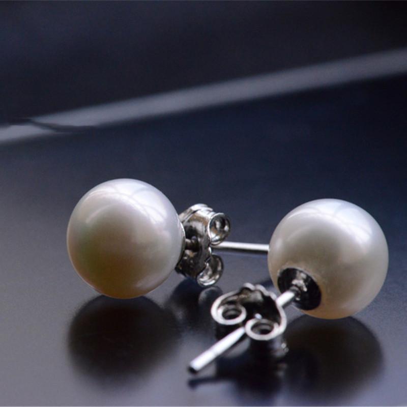 Fashionable and Popular Pearl Earrings for Women Follow the store for priority delivery
Fashionable and Popular Pearl Earrings for Women Follow the store for priority delivery