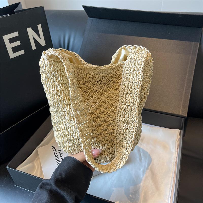 Retro woven bag straw woven bag women s summer new seaside vacation beach single shoulder rattan literary bucket bag
Retro woven bag straw woven bag women s summer new seaside vacation beach single shoulder rattan literary bucket bag