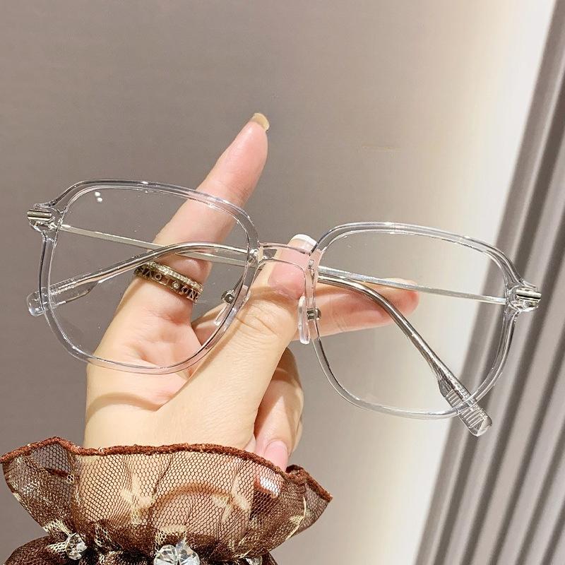Women New Stylish Ultra Light Large Frame Myopia Glasses Unisex Fashion Design Anti Blue Light Near Sight Eyeglasses Diopter-4.0 0 сірий
Women New Stylish Ultra Light Large Frame Myopia Glasses Unisex Fashion Design Anti Blue Light Near Sight Eyeglasses Diopter-4.0 0 сірий