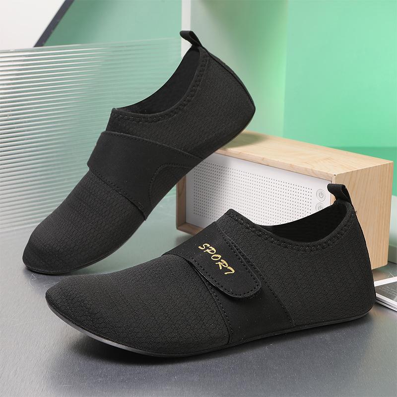 Beach shoes couple fitness shoes yoga shoes daily leisure home soft non-slip lightweight 44/45 чорний
Beach shoes couple fitness shoes yoga shoes daily leisure home soft non-slip lightweight 44/45 чорний