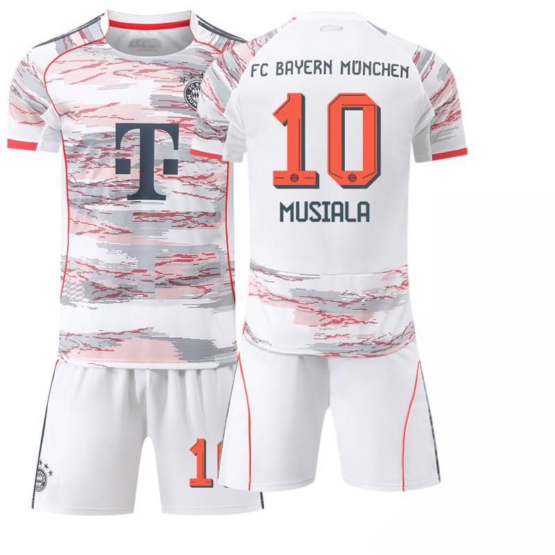 2526 Клуб 9 Кейн Футболка Команда Бавария Выездная №. 25-й commemorative football shirt set Muller Farewell #18
2526 Клуб 9 Кейн Футболка Команда Бавария Выездная №. 25-й commemorative football shirt set Muller Farewell #18
