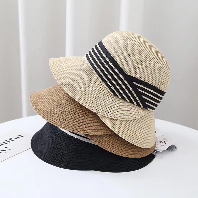 Black sunshade straw hat women s summer fashion versatile striped UV-proof sun hat travel photo folding cool hat Adjustable чорний
Black sunshade straw hat women s summer fashion versatile striped UV-proof sun hat travel photo folding cool hat Adjustable чорний