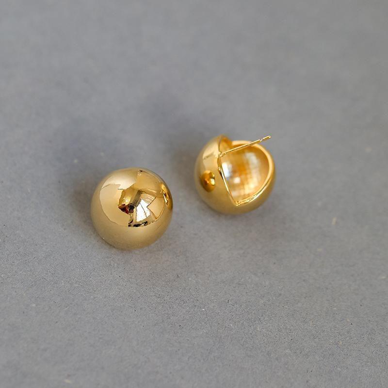 Sterling Silver Needle Fashion Ins Cool Style Metal Glossy Surface Glossy Ball Design Sense Earrings Fashionmonger Personalized Earrings Gold
Sterling Silver Needle Fashion Ins Cool Style Metal Glossy Surface Glossy Ball Design Sense Earrings Fashionmonger Personalized Earrings Gold