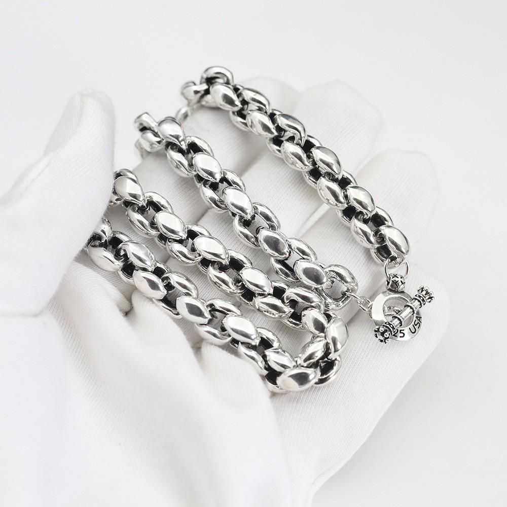 Trendy King Clavicle Necklace: Minimalist High-End Sweater Chain for Stylish Couples Necklace length 55cm
Trendy King Clavicle Necklace: Minimalist High-End Sweater Chain for Stylish Couples Necklace length 55cm