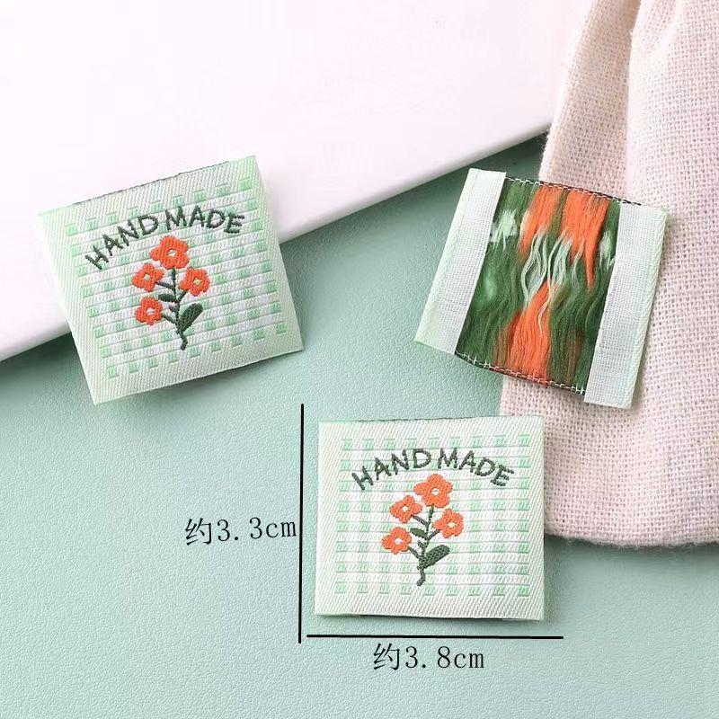 Квадратні вишиті ткані етикетки Ручна робота Англійська літера Тканинні нашивки Одяг Сумки Шкарпетки DIY Швейні приладдя 5pcs зелений
Квадратні вишиті ткані етикетки Ручна робота Англійська літера Тканинні нашивки Одяг Сумки Шкарпетки DIY Швейні приладдя 5pcs зелений