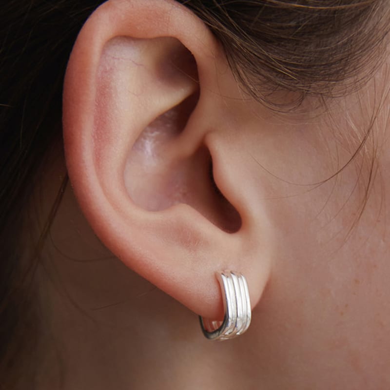 TATIANA (925 Silver) Square Stream Hoop Earrings EC3115 Gold Plated
TATIANA (925 Silver) Square Stream Hoop Earrings EC3115 Gold Plated