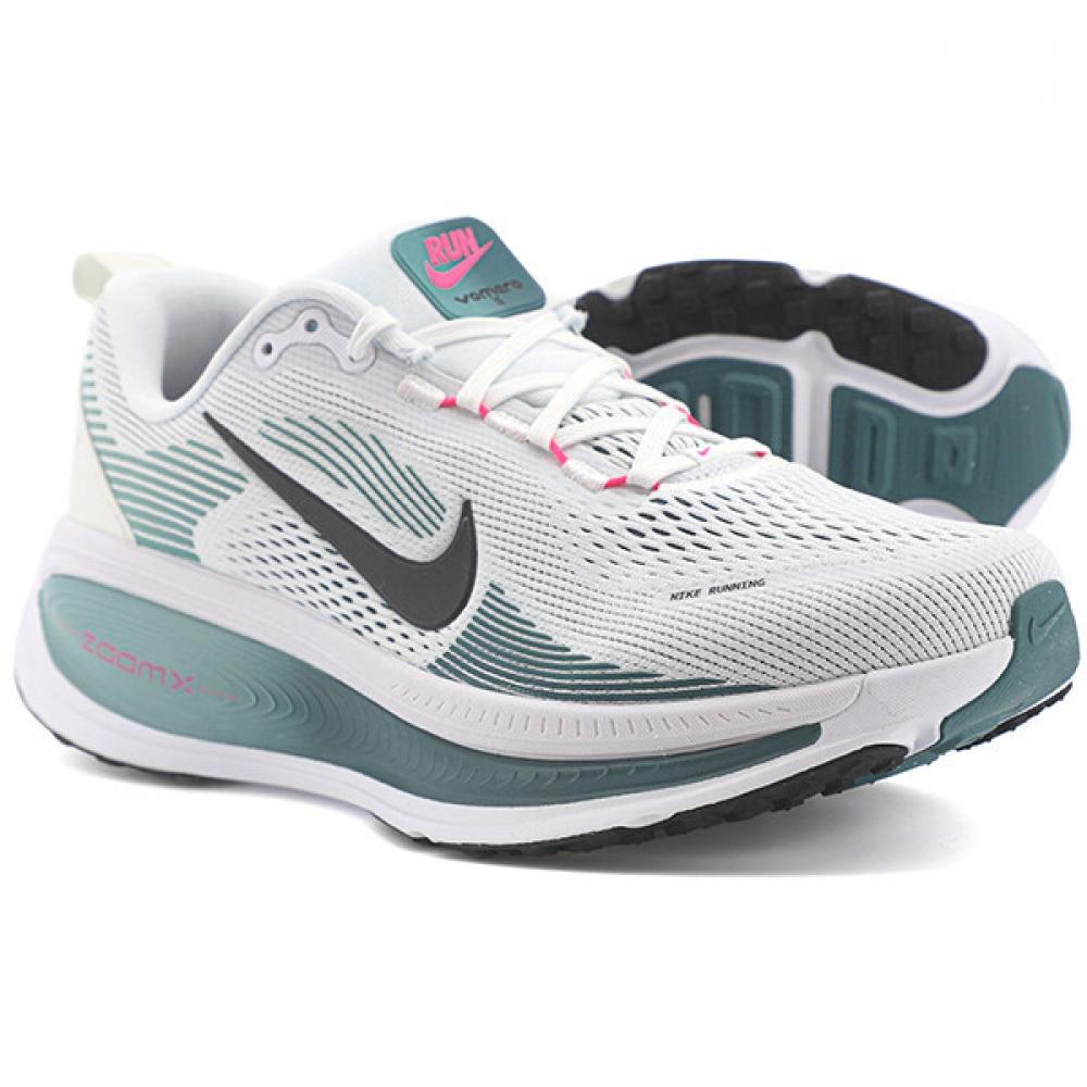 Nike Bomero 18 HM6803110/250
Nike Bomero 18 HM6803110/250