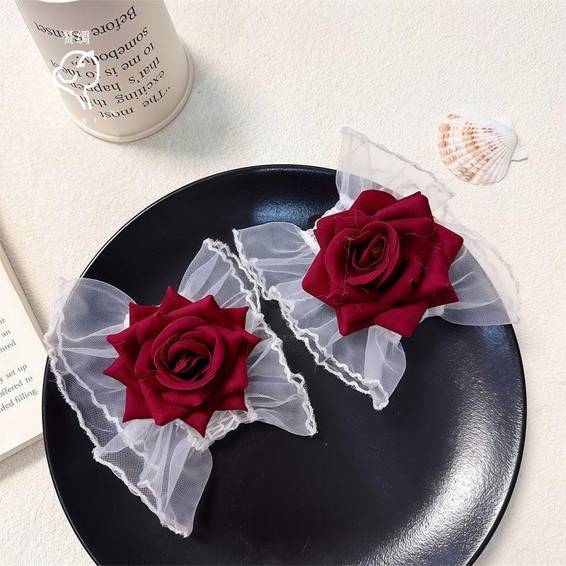 New Fashion Gothic Ruffle Lace Red Rose Wristbands Lolita Charm Bracelets Flower Mesh Hand Ornaments Cosplay Clothing Oversleeve
New Fashion Gothic Ruffle Lace Red Rose Wristbands Lolita Charm Bracelets Flower Mesh Hand Ornaments Cosplay Clothing Oversleeve