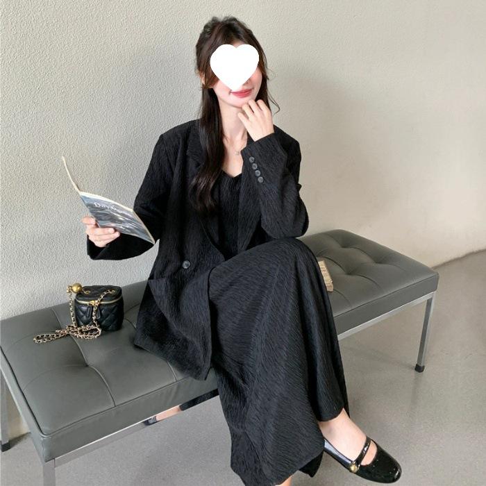 Elegant Women s Two-Piece Light Mature Suit: Jacket & Camisole Dress for Spring/Autumn XL
Elegant Women s Two-Piece Light Mature Suit: Jacket & Camisole Dress for Spring/Autumn XL