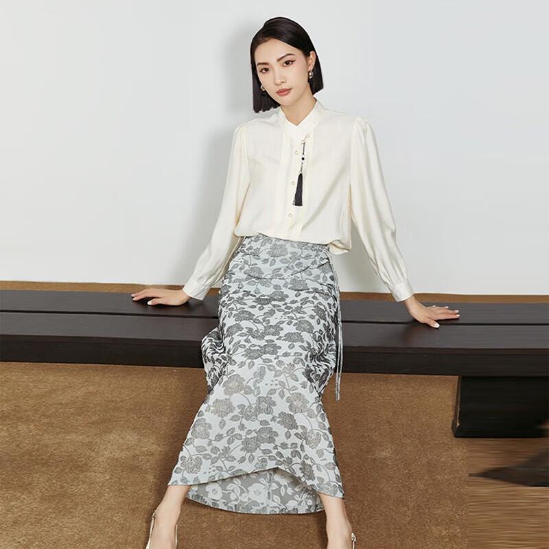 Tatu Women s Stand-Collar Loose H-Fit Long-Sleeve Shirt M
Tatu Women s Stand-Collar Loose H-Fit Long-Sleeve Shirt M