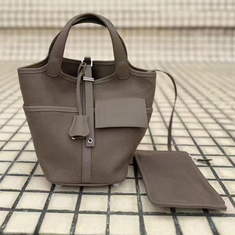2026 New Mousse SWfit With Canvas Basket Bag Lock Pocket Fashionable Casual Handheld 18cm хакі
2026 New Mousse SWfit With Canvas Basket Bag Lock Pocket Fashionable Casual Handheld 18cm хакі