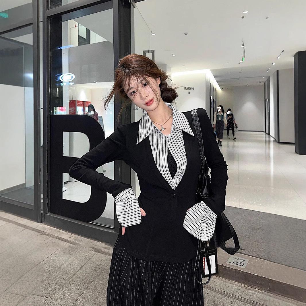 Women s Striped Patchwork Long Sleeve Slim Fit T-Shirt with Color Block Design S чёрный
Women s Striped Patchwork Long Sleeve Slim Fit T-Shirt with Color Block Design S чёрный