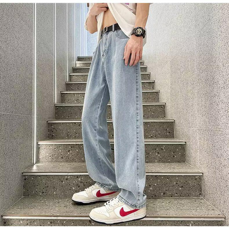 Чоловічі джинси світлого кольору вільного прямого широкого крою на кулісці в японському стилі XL (for 125-135 jin)
Чоловічі джинси світлого кольору вільного прямого широкого крою на кулісці в японському стилі XL (for 125-135 jin)