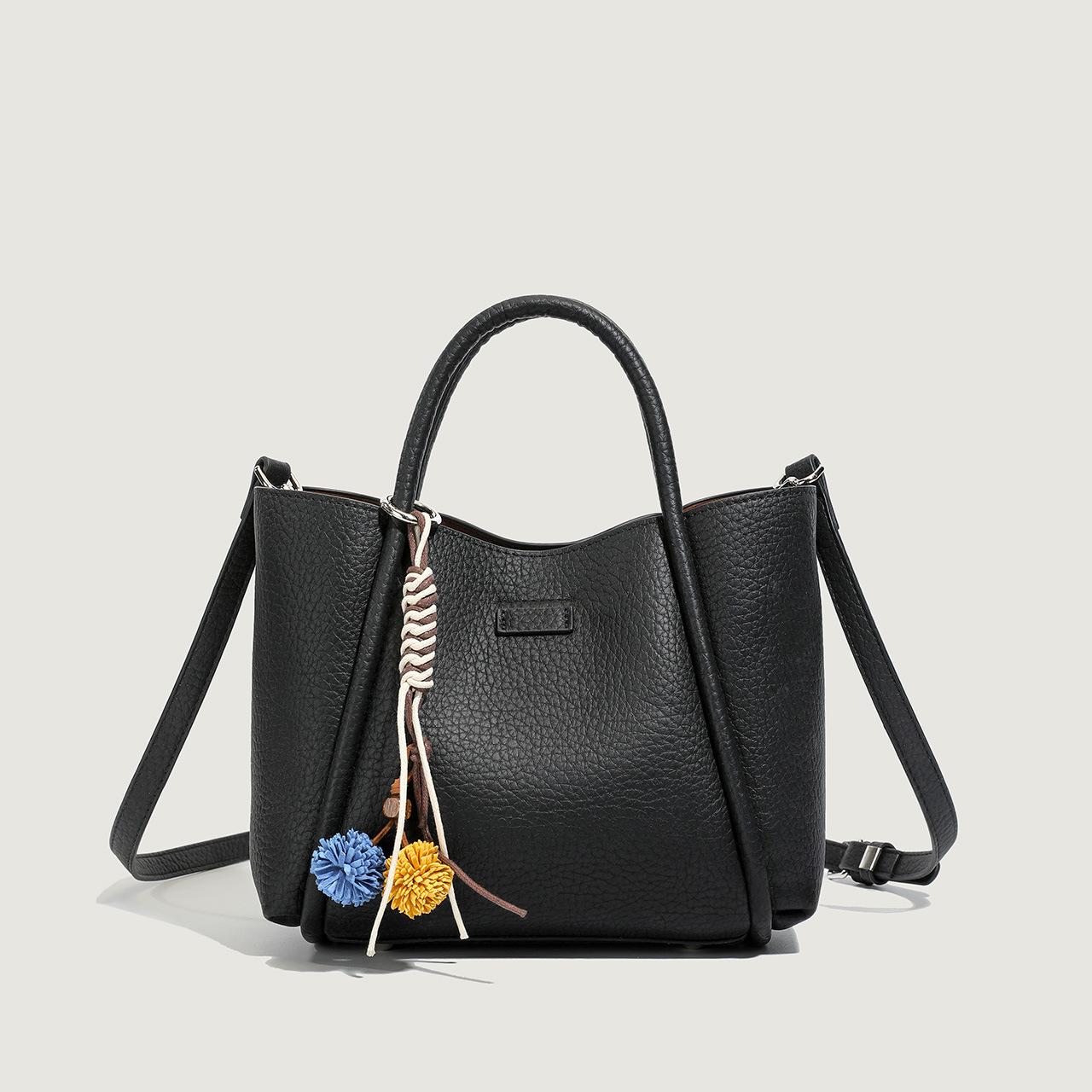 Bucket Bag, Simple Large Capacity Handbag, Fashionable Bag, Crossbody Bag, Women s Versatile Commuting Shoulder Bag чорний
Bucket Bag, Simple Large Capacity Handbag, Fashionable Bag, Crossbody Bag, Women s Versatile Commuting Shoulder Bag чорний