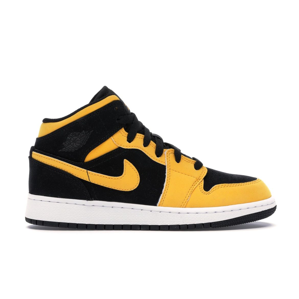 Кроссовки Air Jordan 1 Retro Mid GS Reverse New Love Kids Black University-Gold White 554725-071
Кроссовки Air Jordan 1 Retro Mid GS Reverse New Love Kids Black University-Gold White 554725-071