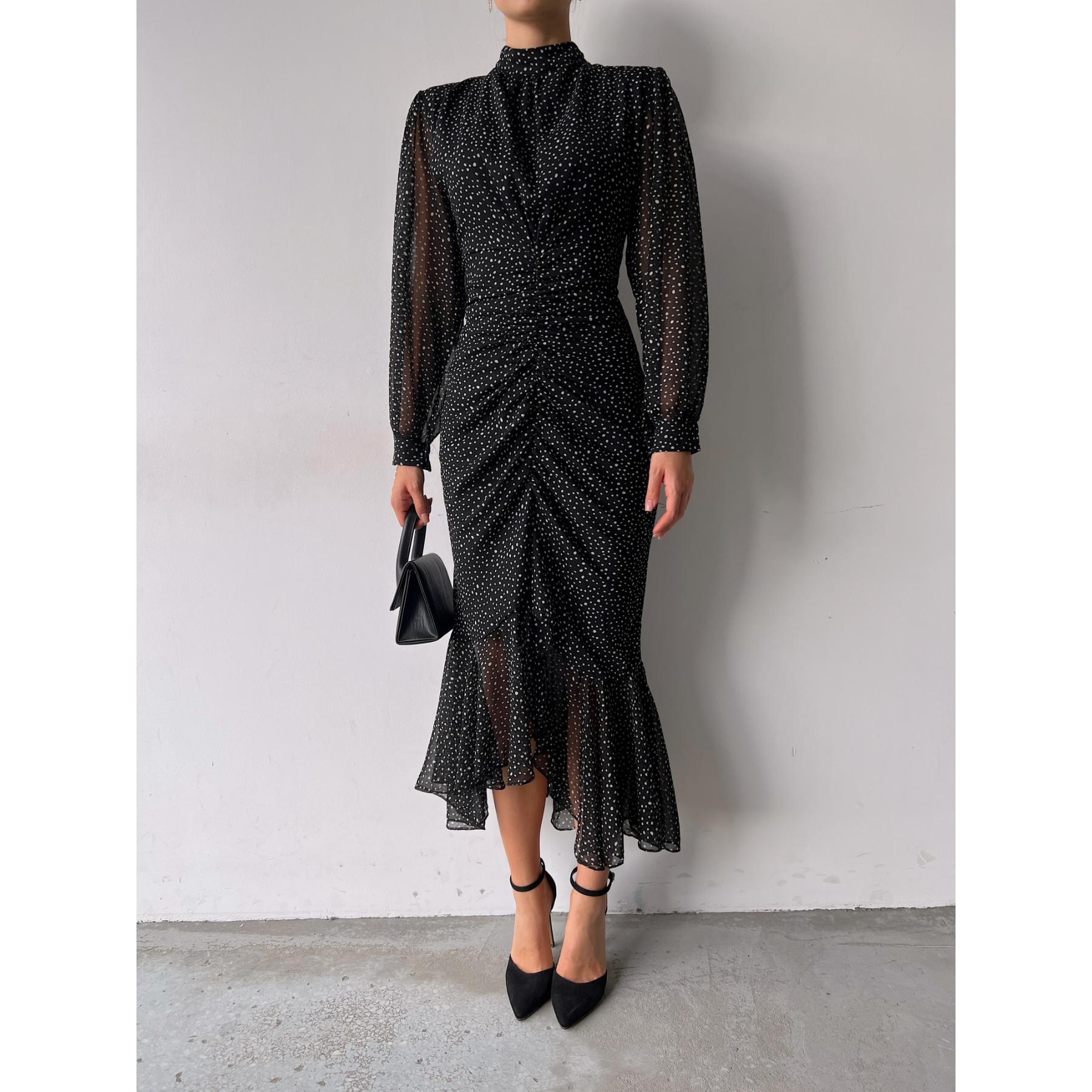 Женское платье Дарел
Женское платье Дарел