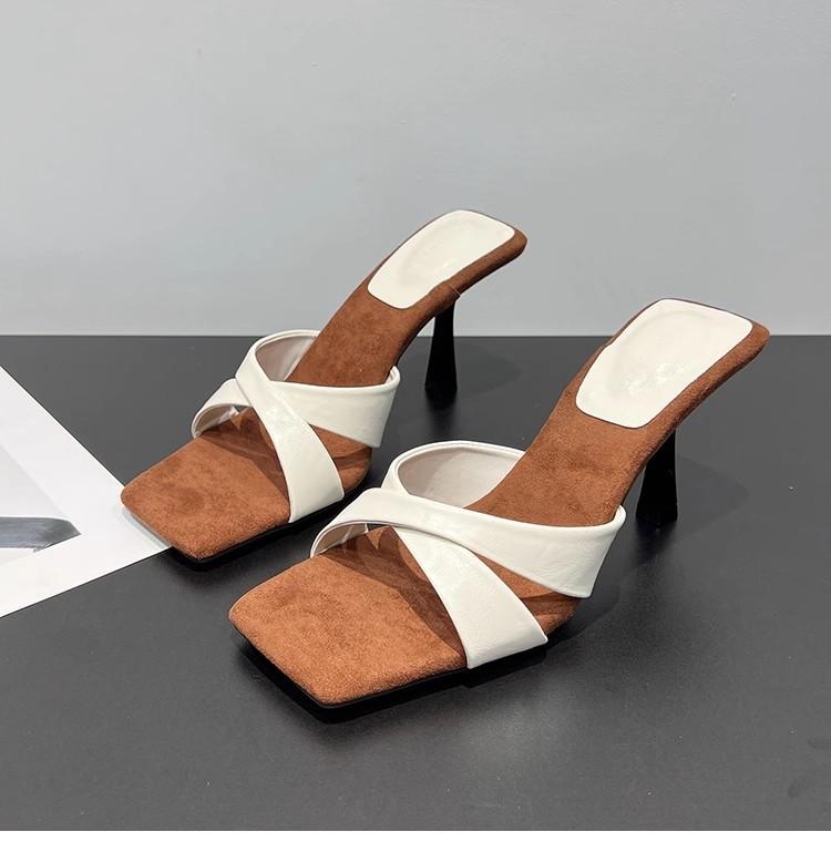 2025 summer new temperament evening breeze high heels stiletto French slippers women wear retro cool open-toed slippers cross 35
2025 summer new temperament evening breeze high heels stiletto French slippers women wear retro cool open-toed slippers cross 35