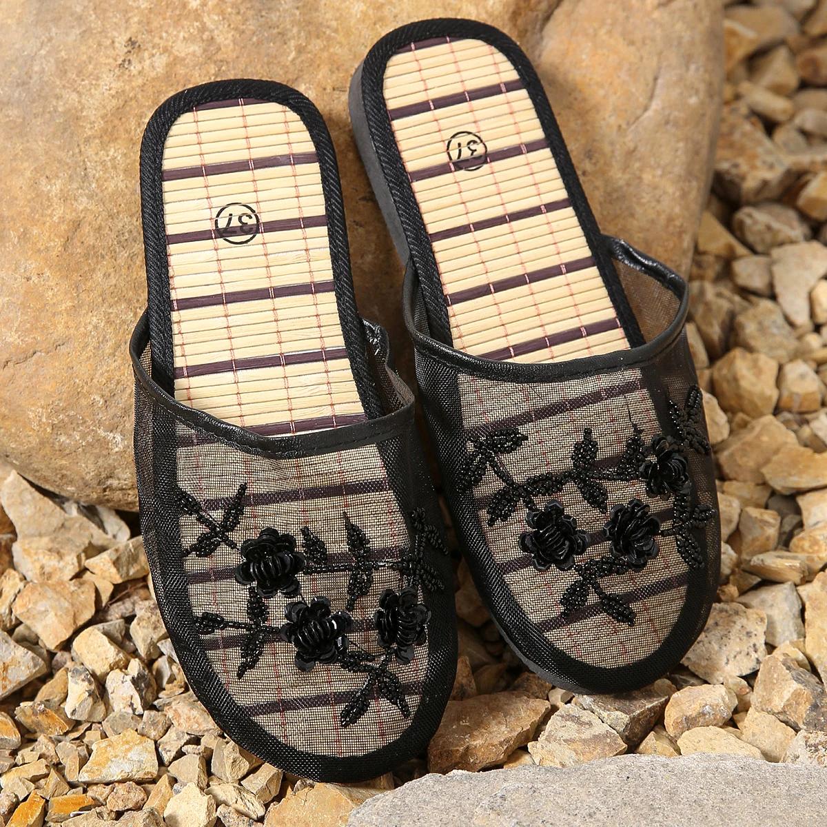 Fashion Shoes for Women 2025 Hot Sale Baotou Women s Slippers Fashion Crystal Floral Daily Slippers Women New Mesh Flat Slippers Zapatos 36
Fashion Shoes for Women 2025 Hot Sale Baotou Women s Slippers Fashion Crystal Floral Daily Slippers Women New Mesh Flat Slippers Zapatos 36