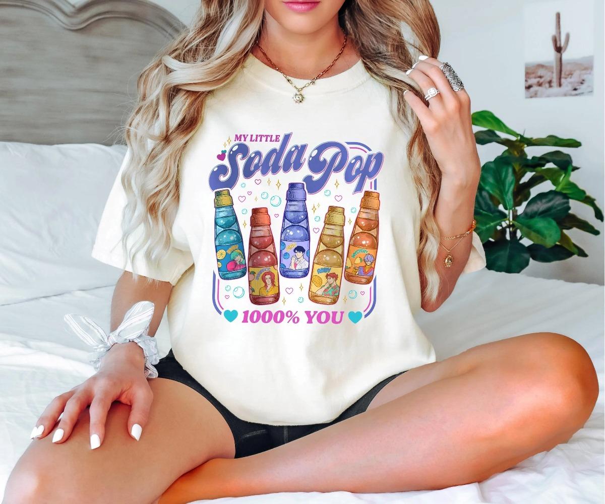 Saja Boys Soda Pop T-shirt Comfort Kpdh Shirt Huntrix Pin Shirt Kpop Demon Boy Band Inspired Shirt Jinu Demon Hunters Shirt S
Saja Boys Soda Pop T-shirt Comfort Kpdh Shirt Huntrix Pin Shirt Kpop Demon Boy Band Inspired Shirt Jinu Demon Hunters Shirt S