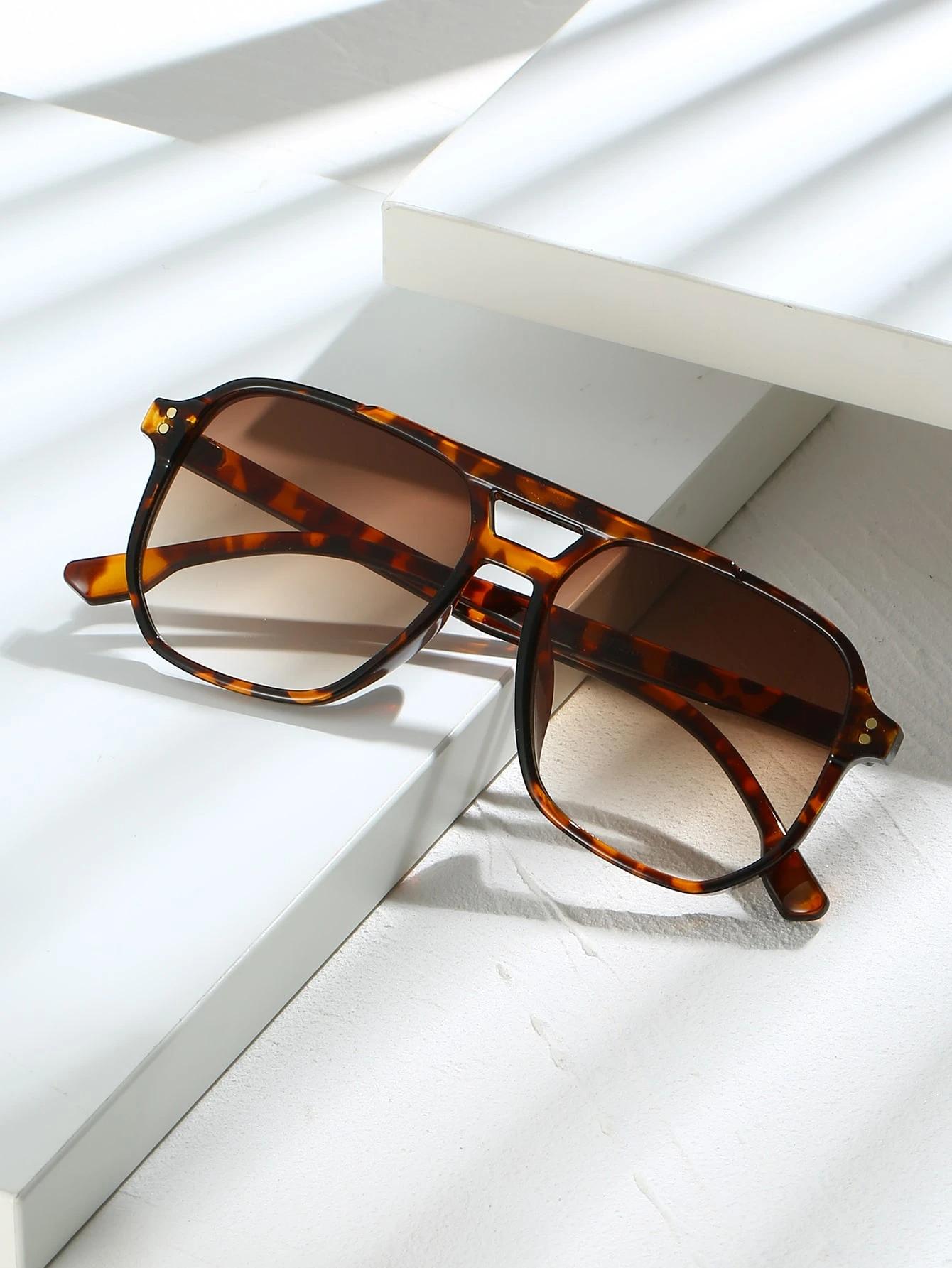 3PCS Unisex Pilot Eyeglass Frame Fashionable Glasses Double Bridge Suitable for Daily Wear Photography And Driving
3PCS Unisex Pilot Eyeglass Frame Fashionable Glasses Double Bridge Suitable for Daily Wear Photography And Driving
