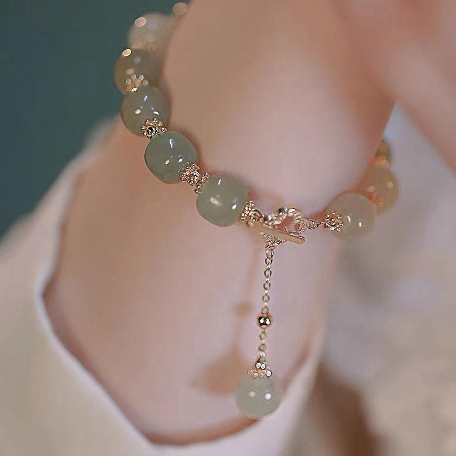 National style girlfriend bracelet women s bell pendant imitation Tianyu bracelet retro Fu brand bracelet jewelry
National style girlfriend bracelet women s bell pendant imitation Tianyu bracelet retro Fu brand bracelet jewelry