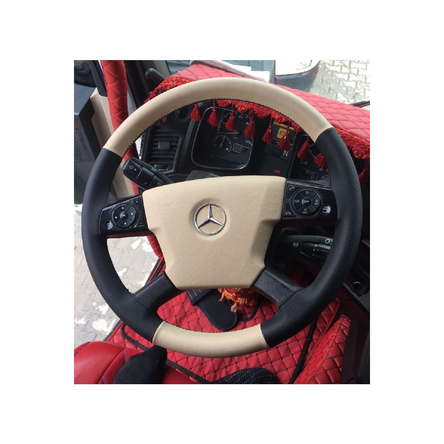 Прошитый чехол на руль бежевого/черного цвета с черной строчкой для Mercedes Actros Быстрая доставка
Прошитый чехол на руль бежевого/черного цвета с черной строчкой для Mercedes Actros Быстрая доставка