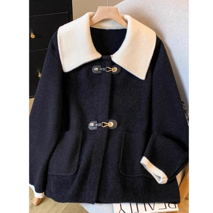 Women s Retro French Chic Woolen Coat - Artistic Contrasting Color, Long Sleeve, Loose Fit, Age-Reducing, 2025 Autumn/Winter Collection S
Women s Retro French Chic Woolen Coat - Artistic Contrasting Color, Long Sleeve, Loose Fit, Age-Reducing, 2025 Autumn/Winter Collection S